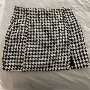ZARA Tweed Checked Mini Skirt - size Small